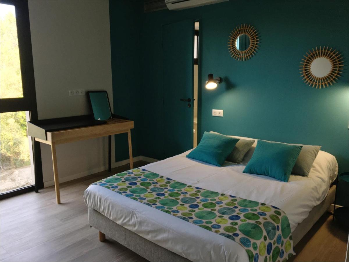 Hotel Cantosorgue L'Isle-sur-la-Sorgue Bagian luar foto