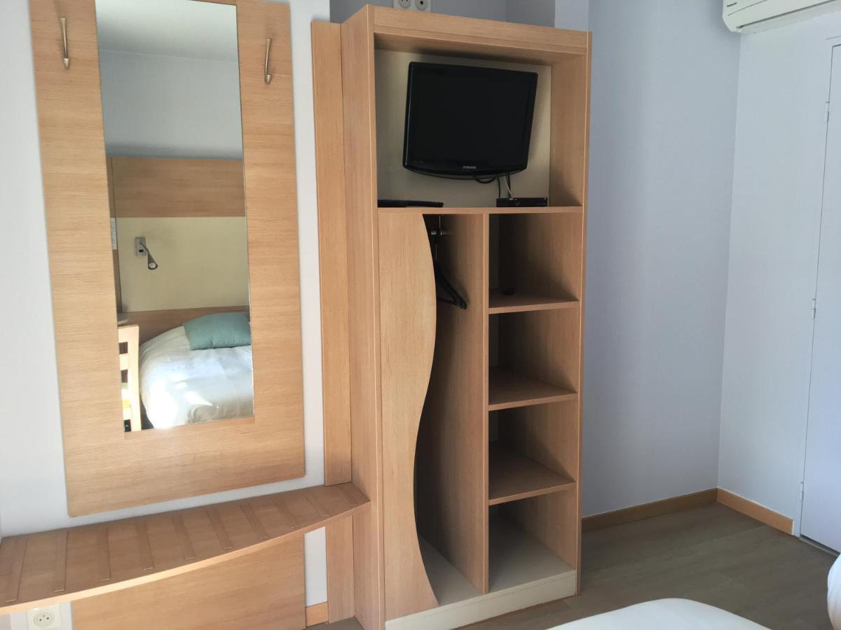 Hotel Cantosorgue L'Isle-sur-la-Sorgue Bagian luar foto