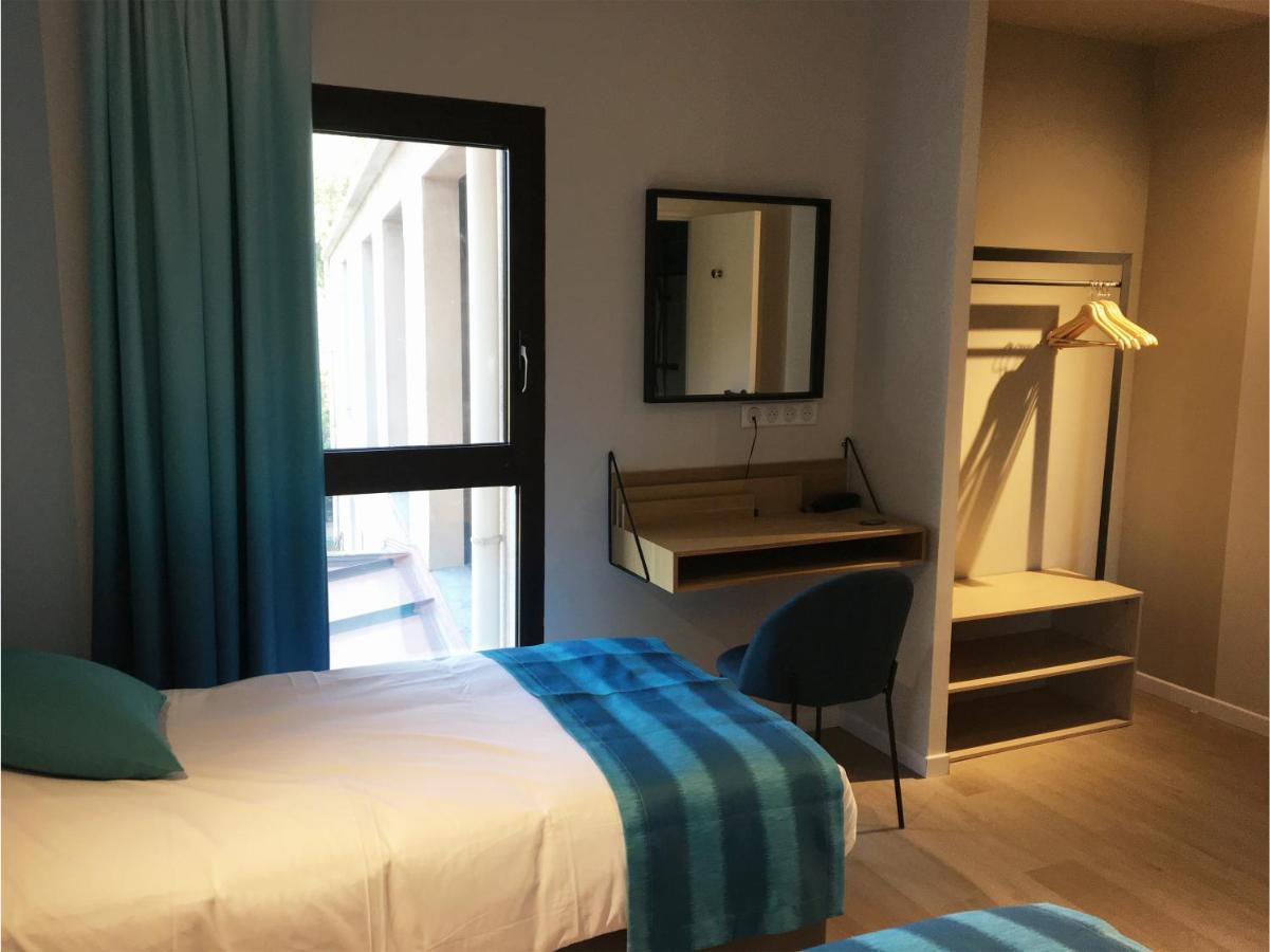 Hotel Cantosorgue L'Isle-sur-la-Sorgue Bagian luar foto